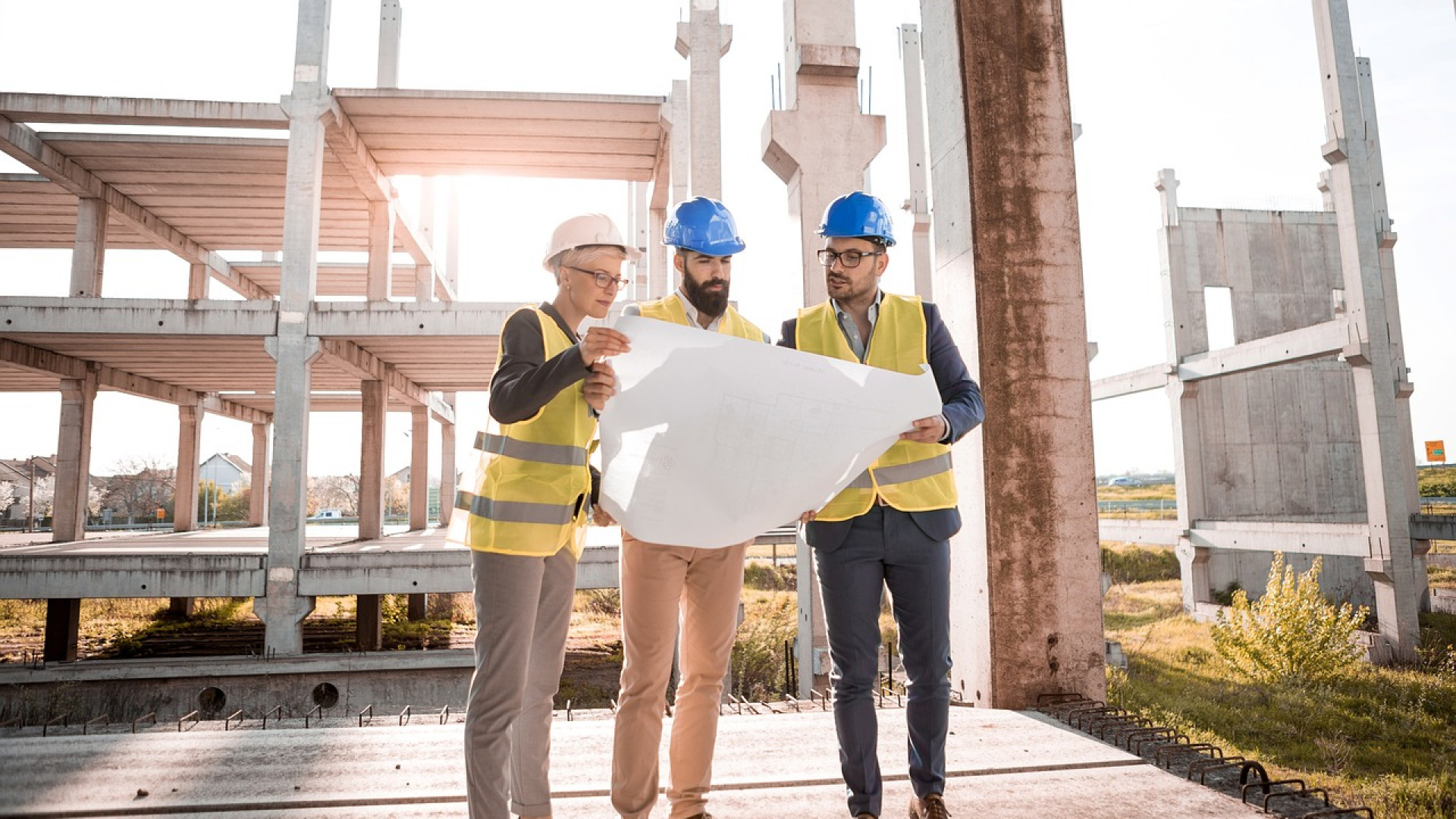 Construction : Comment faire le choix d'un installateur de porte de garage ?