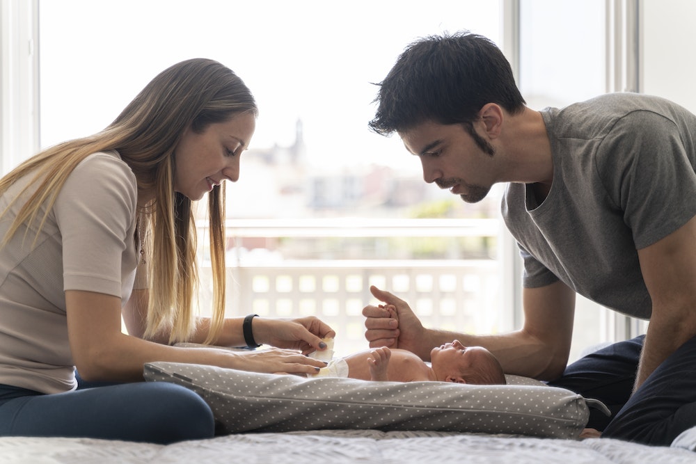 Les secrets du succès de Pampers : comment la marque répond aux besoins des parents pour maintenir sa position de leader