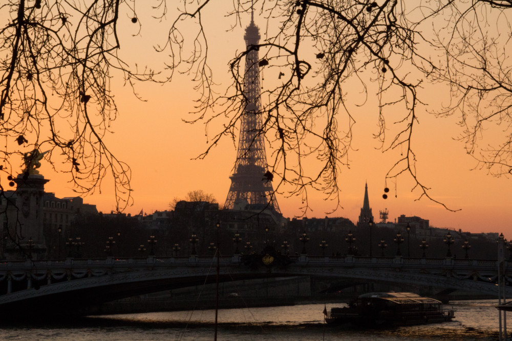 Pourquoi la tour Eiffel pourrait s'effondrer demain !