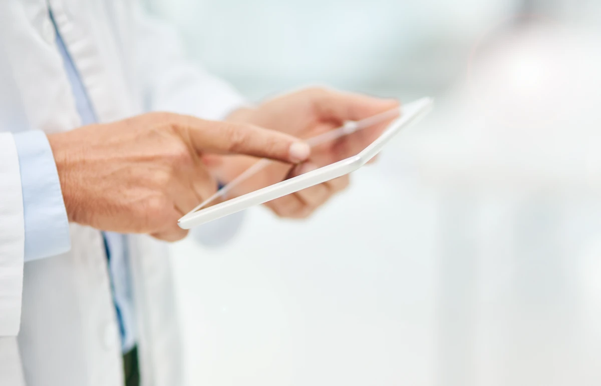 Le défi de l'accès aux soins de santé universels : une nécessité pour tous