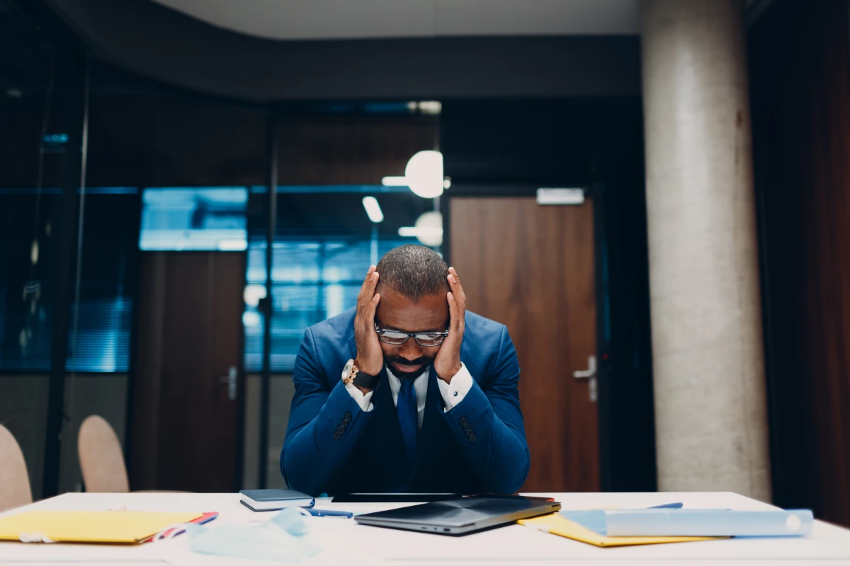 Stratégies de leadership en période de crise économique : comment surmonter les défis