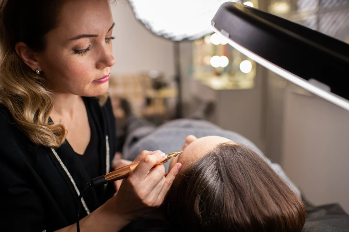 Tatouages : les tendances actuelles qui font vibrer la peau
