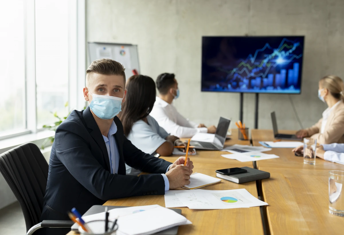 La santé au bureau : prévenir les TMS par des exercices simples